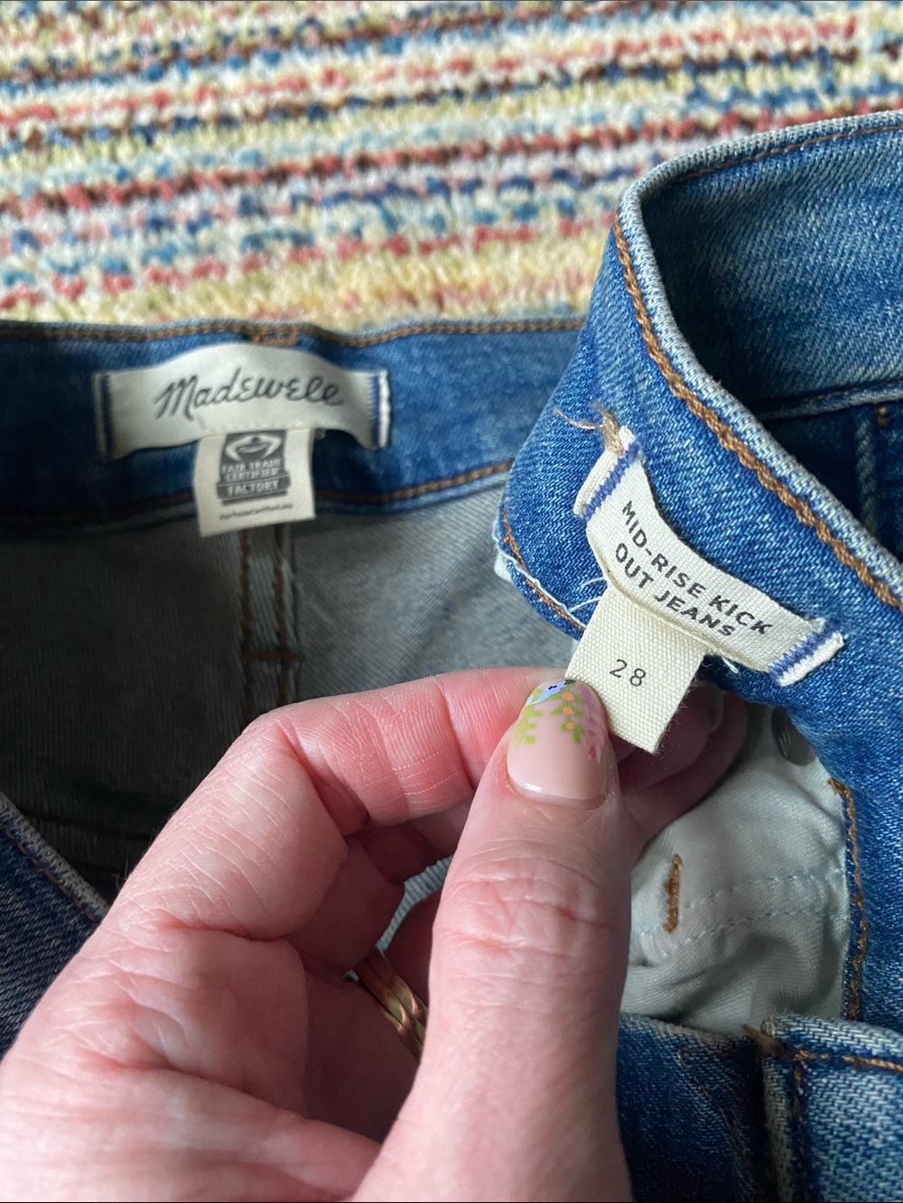 Madewell Mid Rise Kick Out Crop Jeans Medium Wash Size 28 - Picture 4 of 9